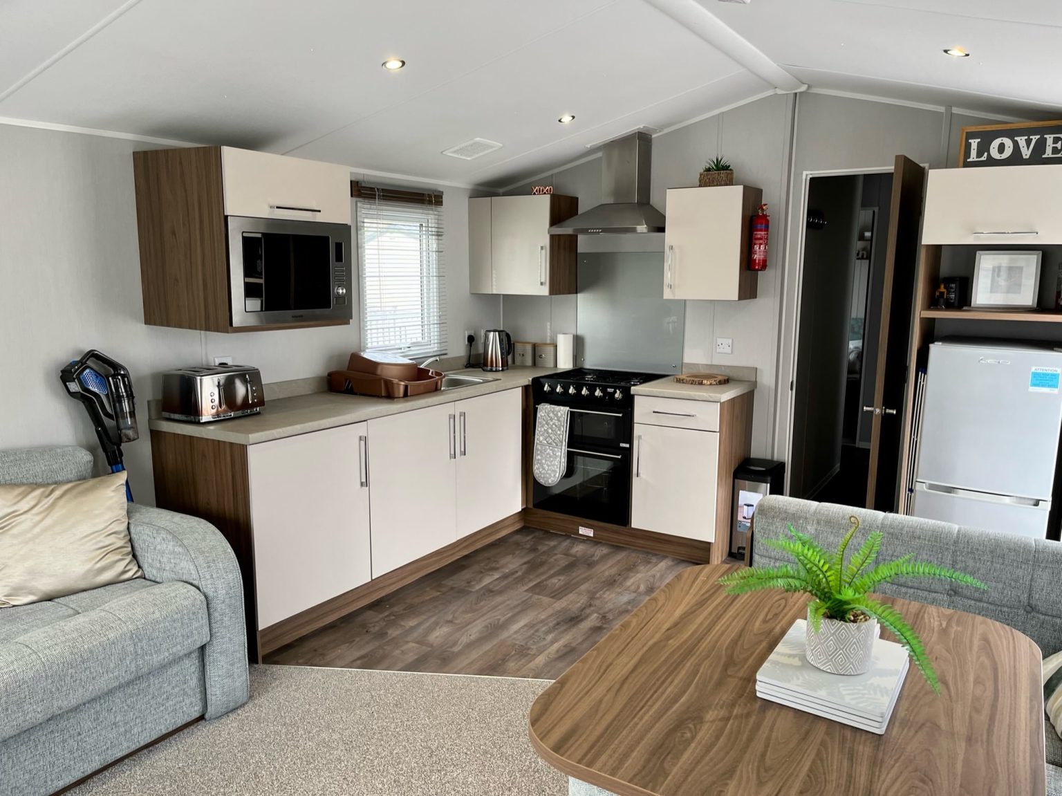 The 2020 Willerby Seasons MK2 for sale Minehead Butlins Resort
