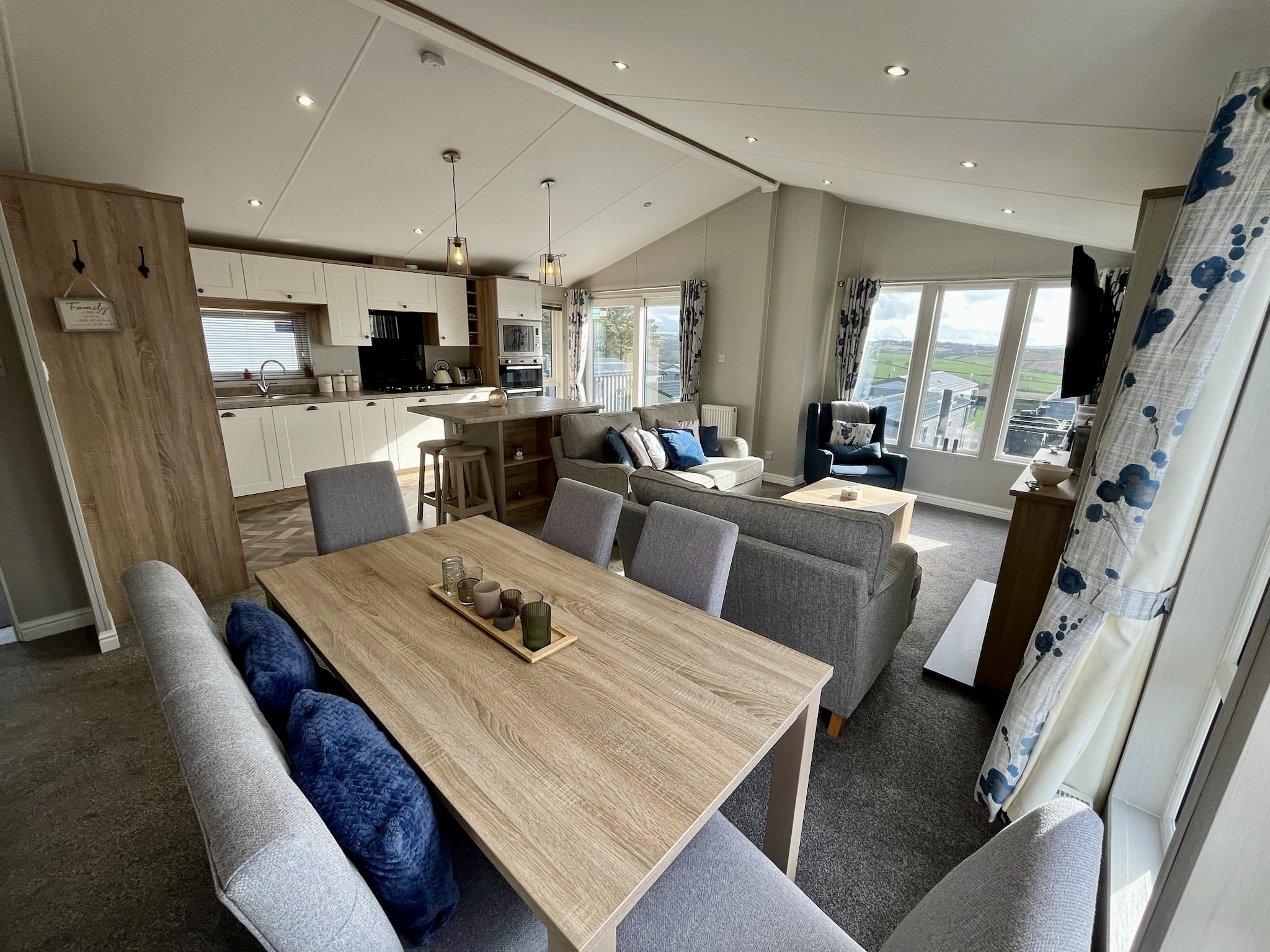 Used Willerby Pinehurst for sale at Newquay Holiday Park, Cornwall