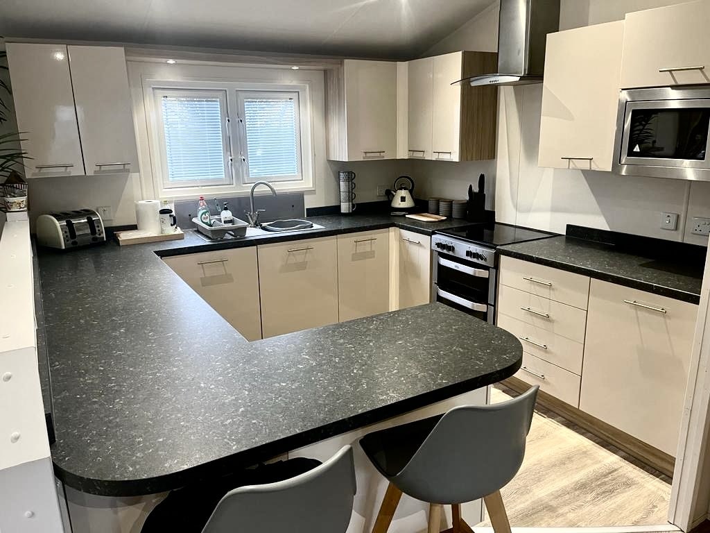 Used Willerby Clearwater Lodge for sale at Skipsea Sands, Yorkshire