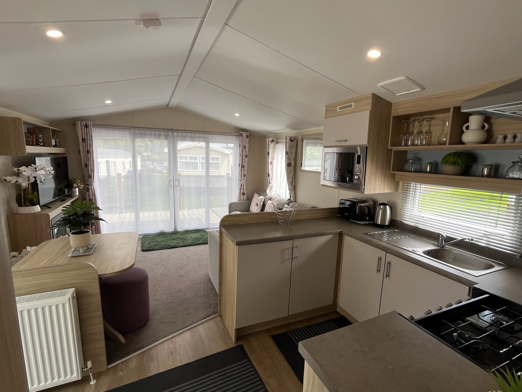 2019 Willerby Linwood for sale at Juliots Well Holiday park, Camelford, Cornwall