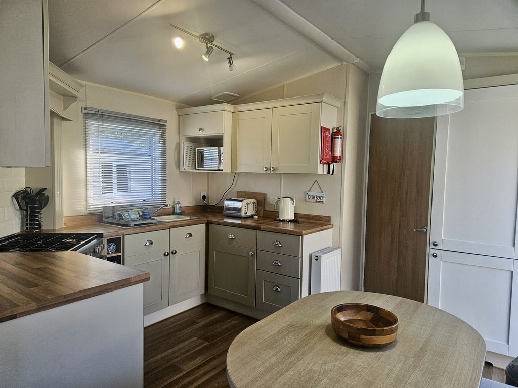 2015 Willerby Lyndhurst for sale Lower Hyde Holiday Park in Shanklin, Isle of Wight