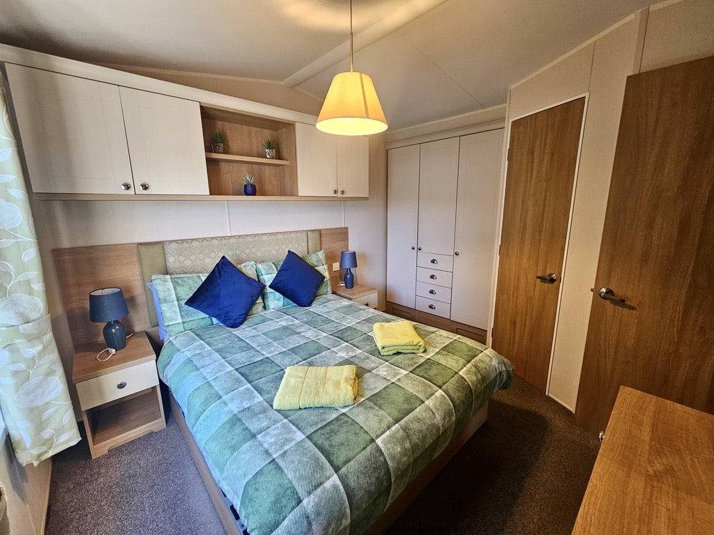 2015 Willerby Lyndhurst for sale Lower Hyde Holiday Park in Shanklin, Isle of Wight