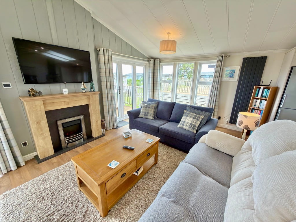 2017 Willerby Juniper is for sale at Seaview Gorran Haven Holiday Park in Boswinger, Cornwall