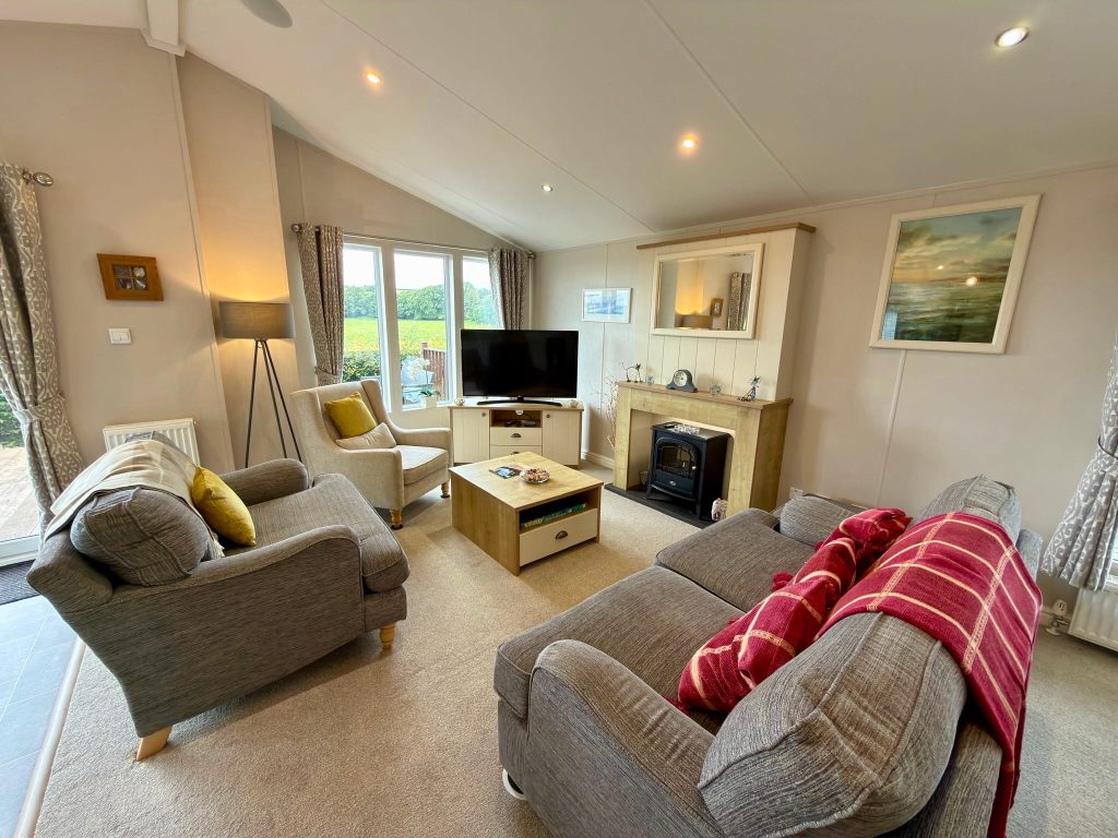 2017 Willerby Pinehurst for sale at Juliots well Lodge Retreat in Camelford, Cornwall