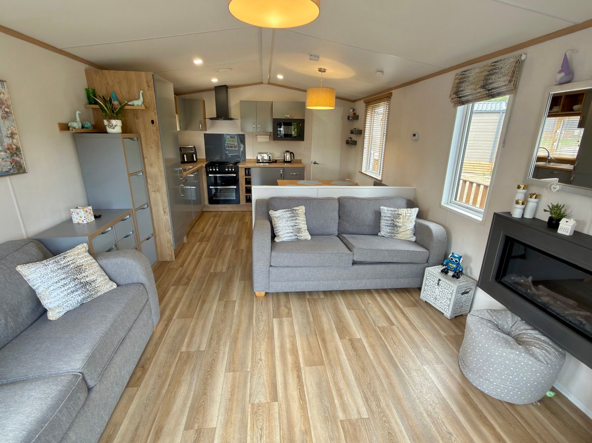 2022 Sunseeker Solis for sale at Holmans Wood Holiday Park in Chudleigh, Devon