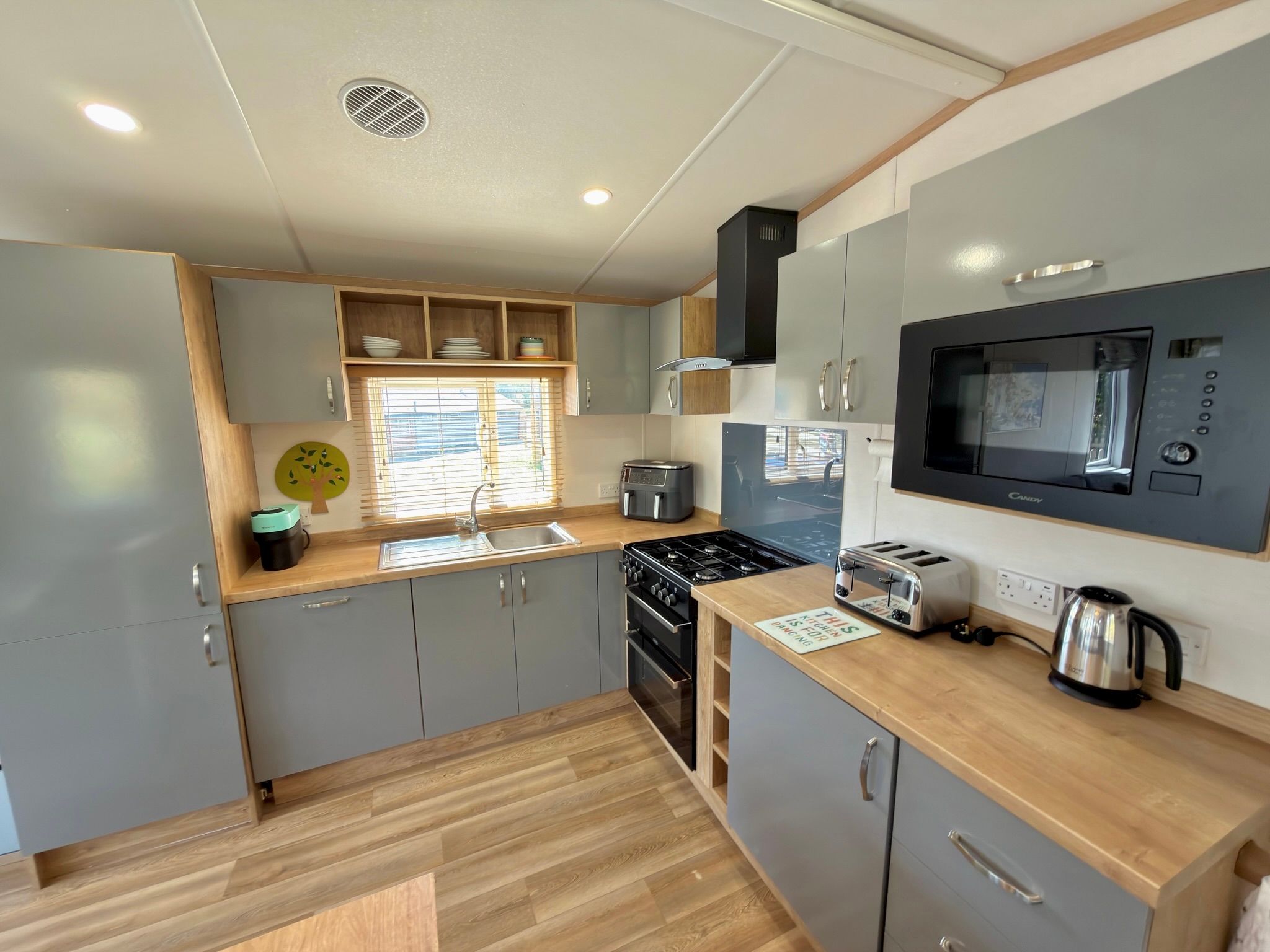 2022 Sunseeker Solis for sale at Holmans Wood Holiday Park in Chudleigh, Devon