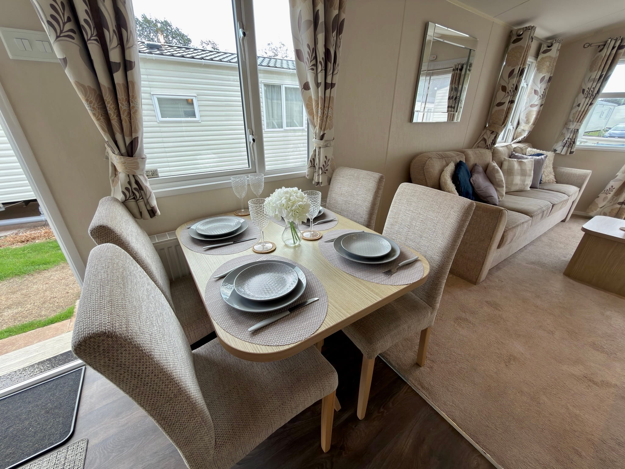 2015 Willerby Brockenhurst for sale at Dawlish Sands Holiday Park in Dawlish, Devon